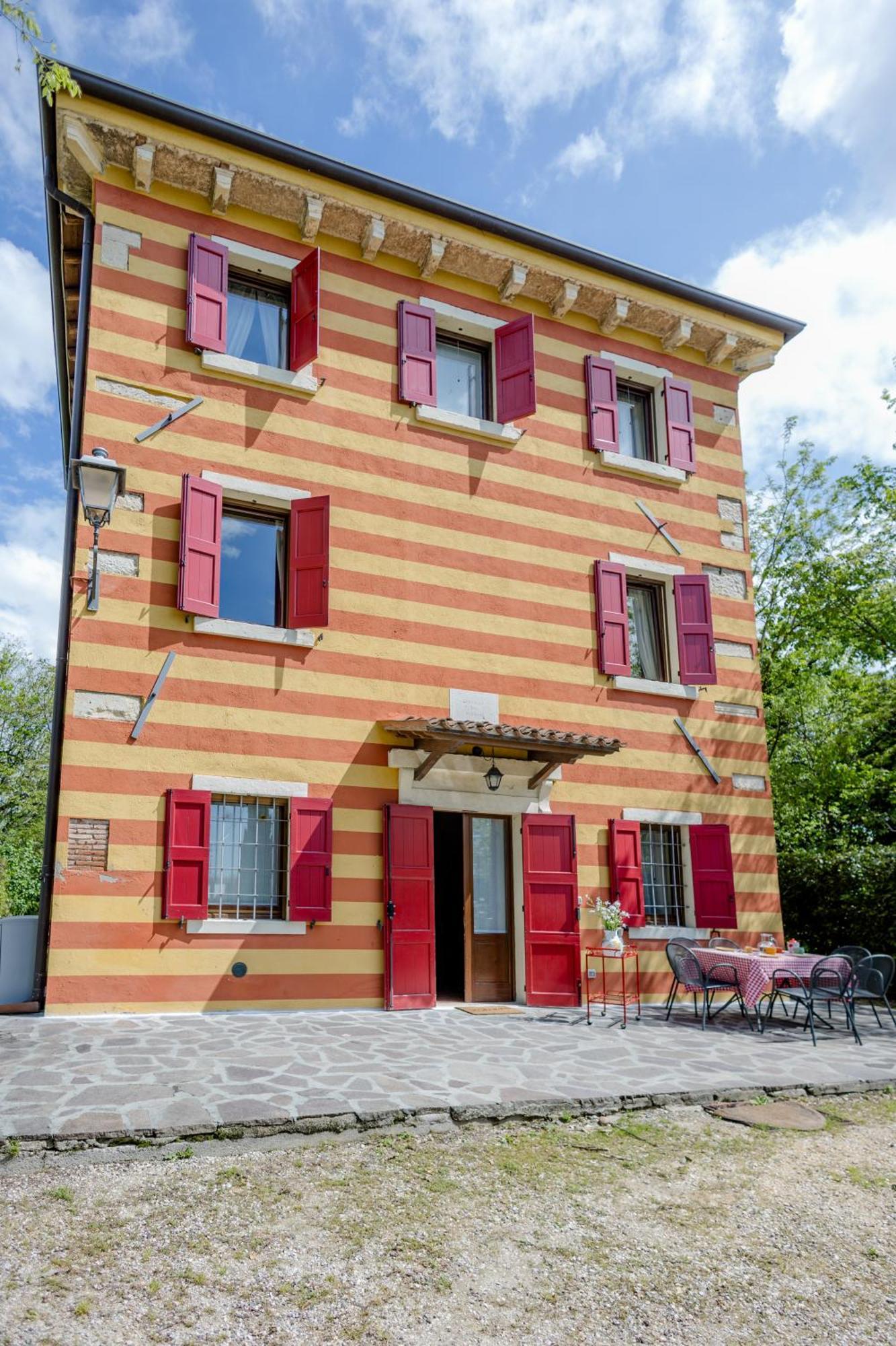 Agriturismo Antica Dimora Del Turco Sona Luaran gambar