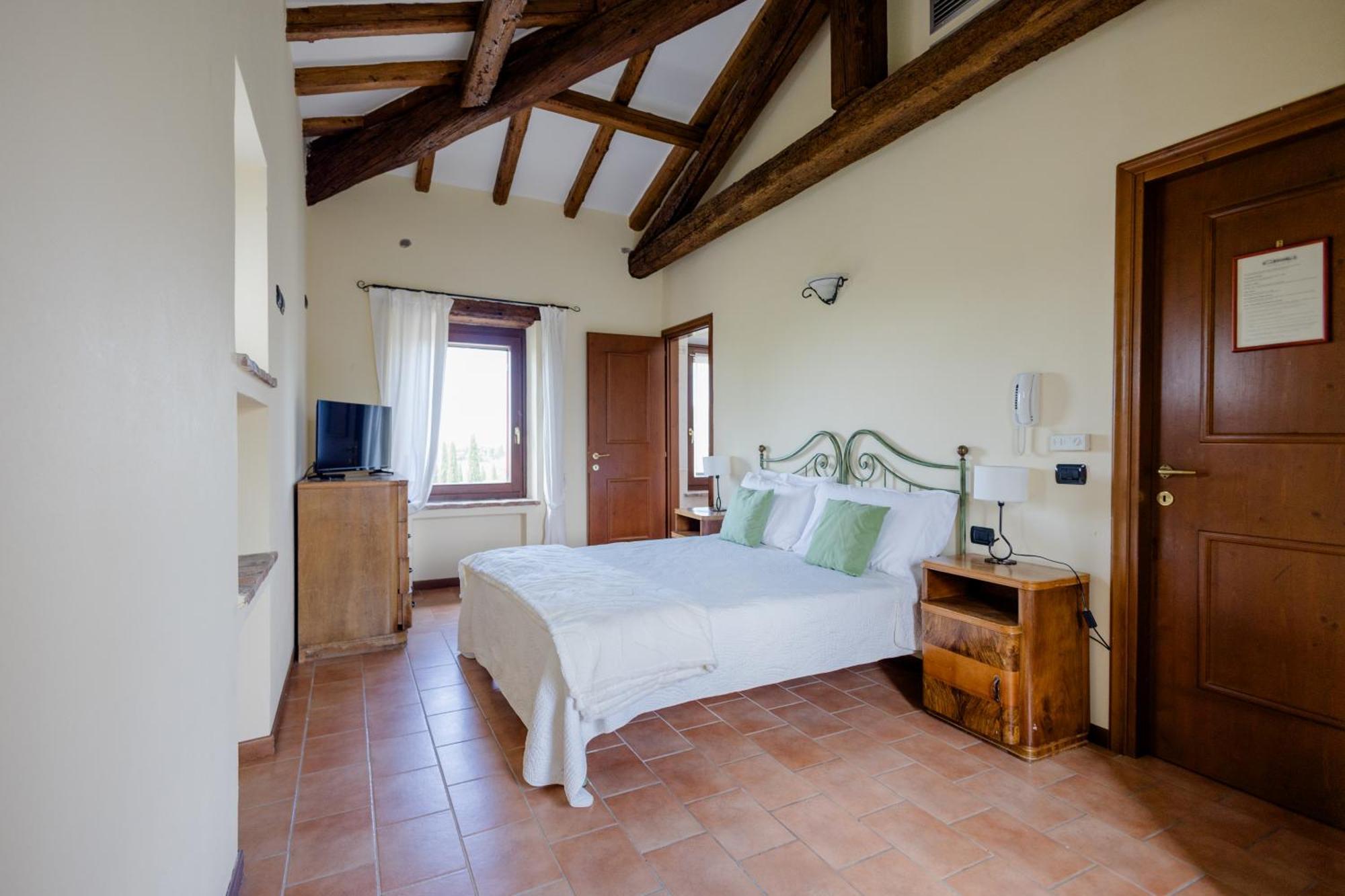 Agriturismo Antica Dimora Del Turco Sona Luaran gambar