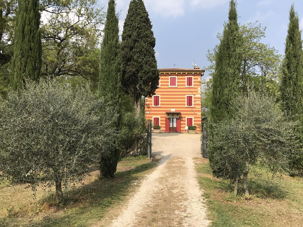 Agriturismo Antica Dimora Del Turco Sona Luaran gambar